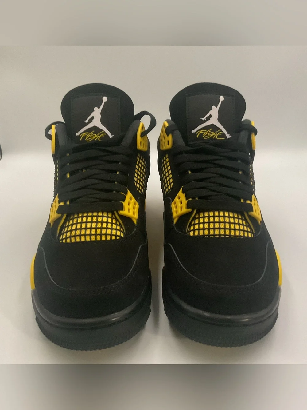 Air Jordan 4 Retro Thunder Black Tour Yellow Mid Top Shoe Sneaker NIB Size 8